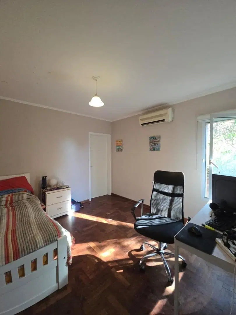 Exclusiva Residencia de Categoría en Country Cinco Lomas 2