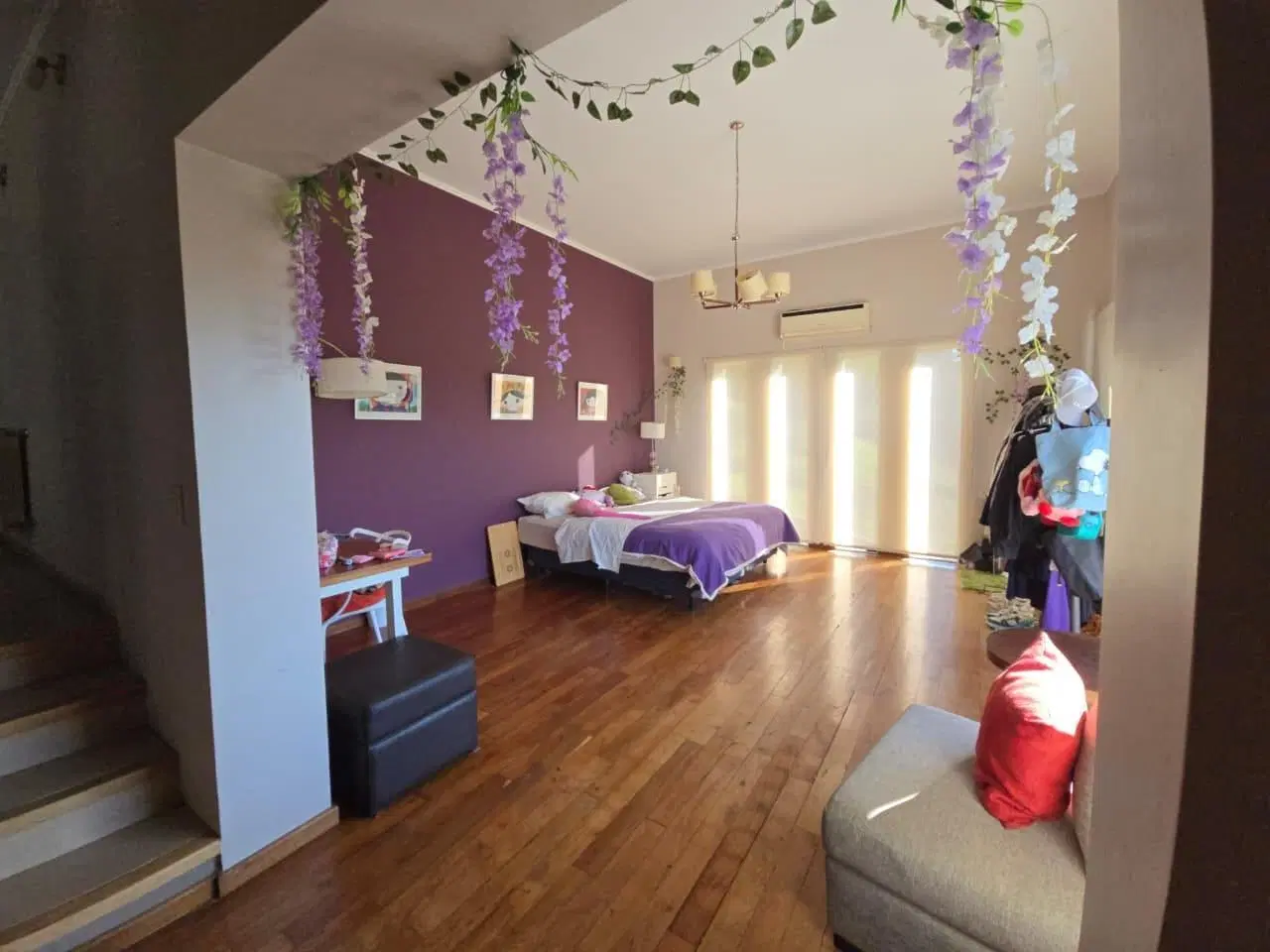 Exclusiva Residencia de Categoría en Country Cinco Lomas 5