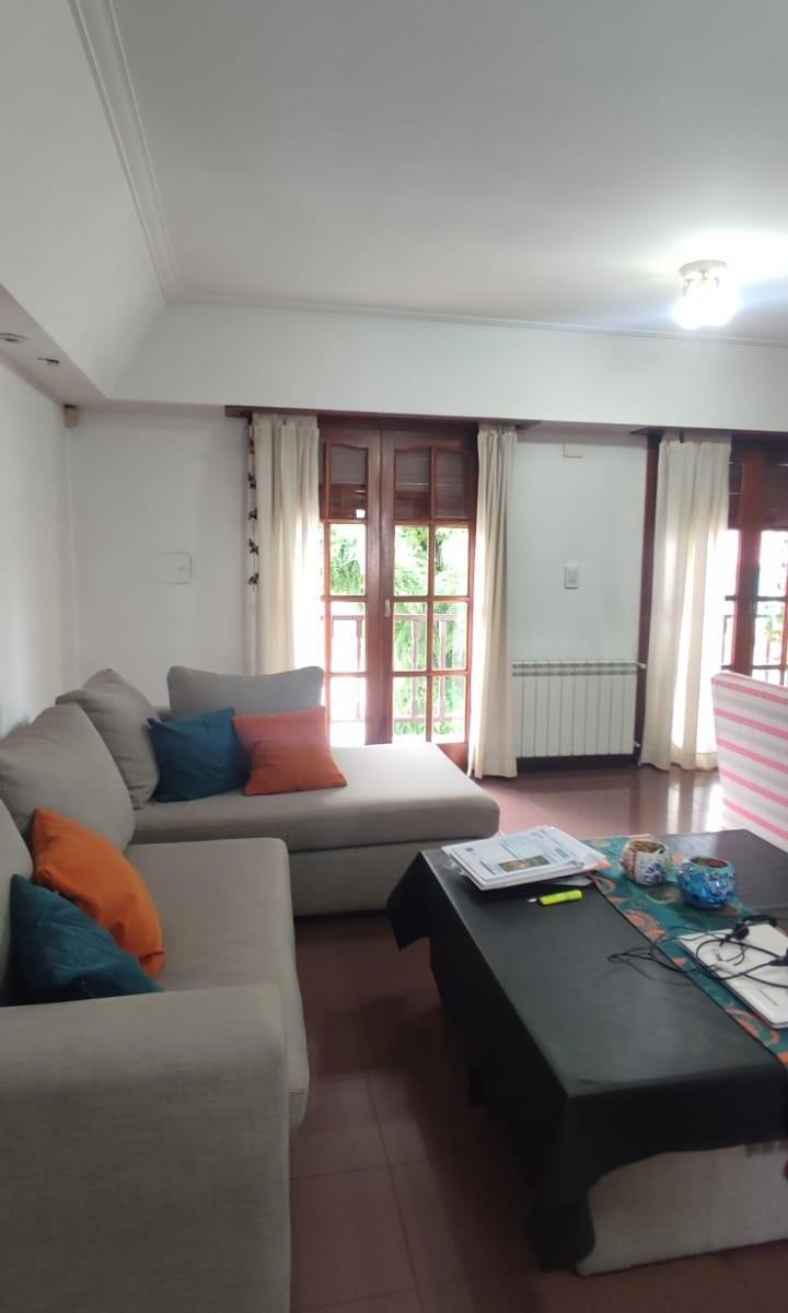 Piso de 3 Dorm. 5