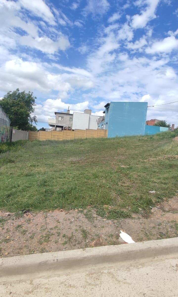 Lote en Picheuta Esquina Bolivia 3