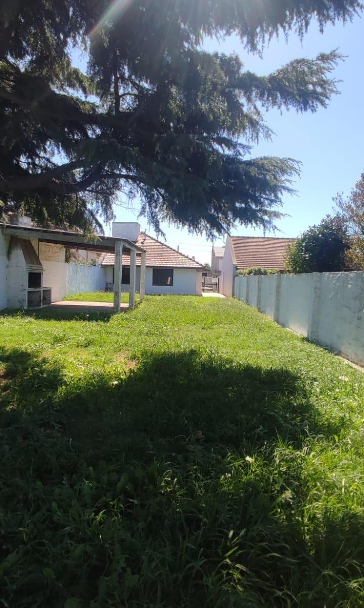 Se Vende Casa de 3 Dorm. 5