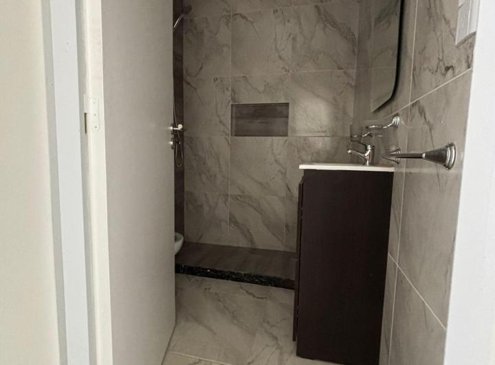 DTPOS. DE 1 DORMITORIO CON ASCENSOR + COCHERA 3