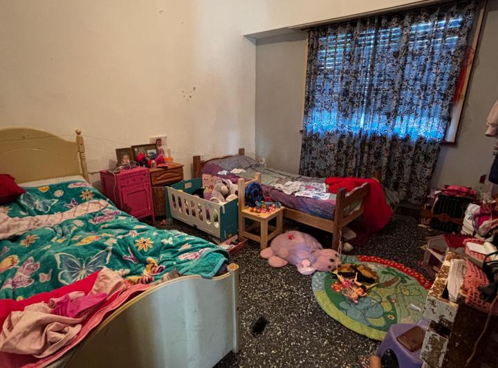CASA DE 4 DORMITORIOS Y 2 BAÑOS. EN 2 PLANTAS 2