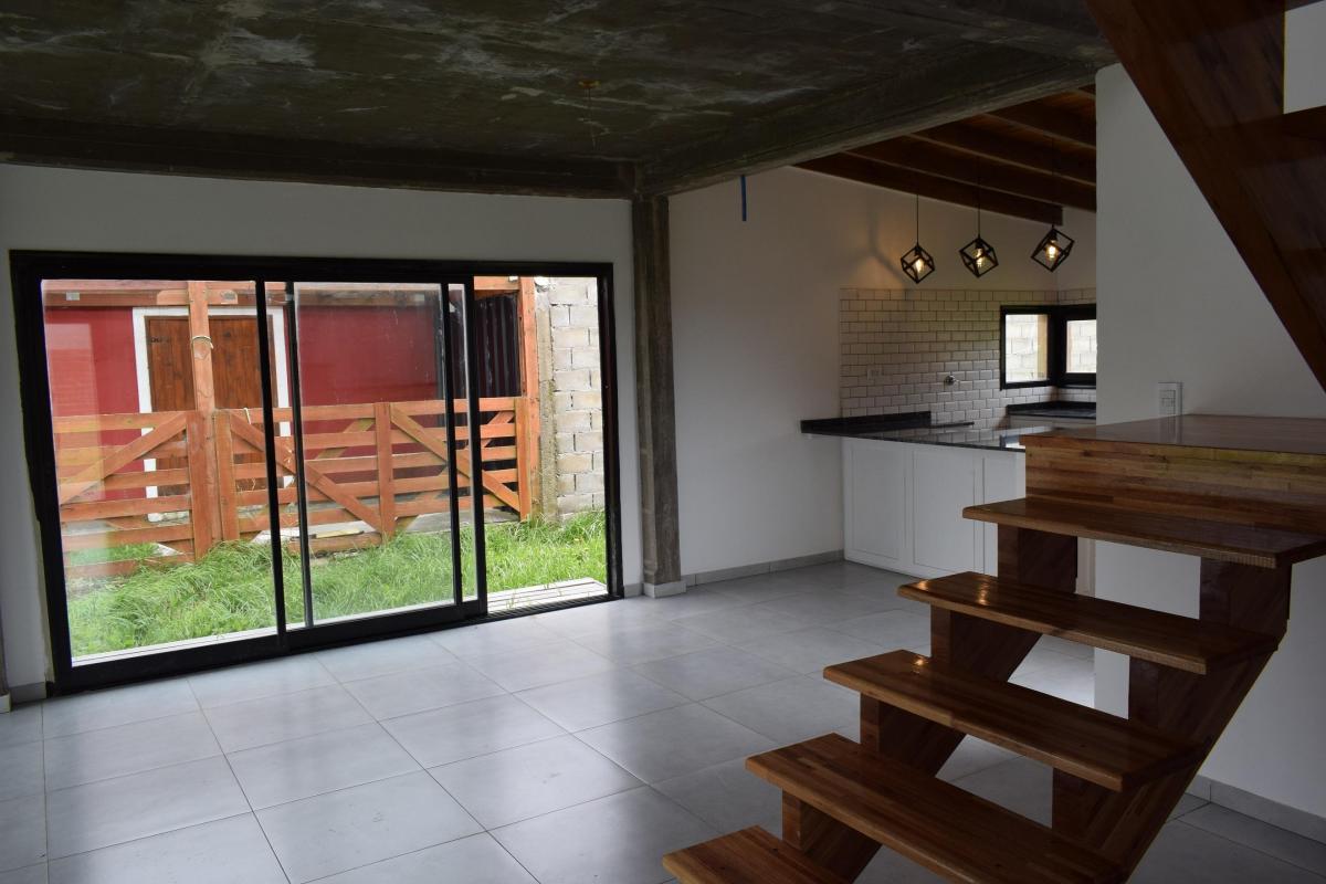 Venta de Propiedad Estilo Moderno a Estrenar en Camet Norte 1