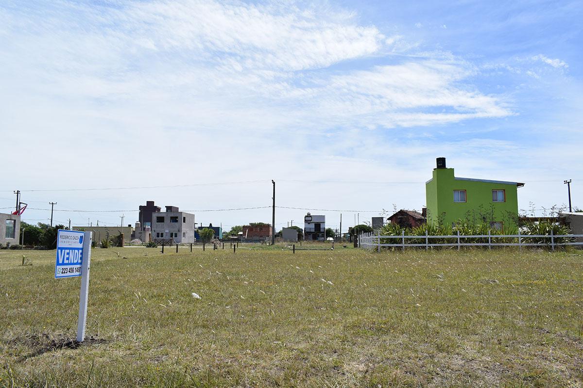Venta de 3 Lotes en Camet Norte 4
