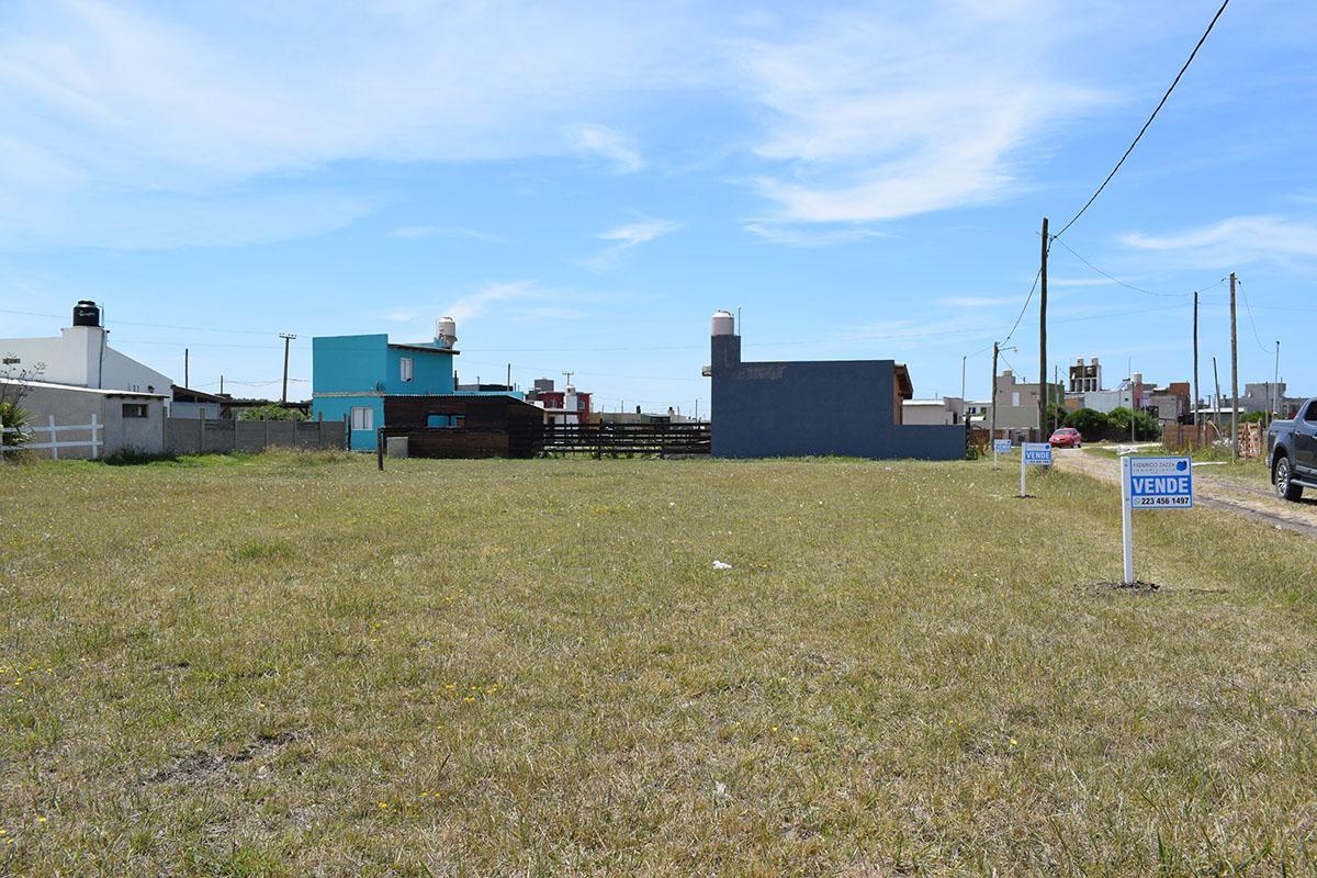 Venta de 3 Lotes en Camet Norte 3