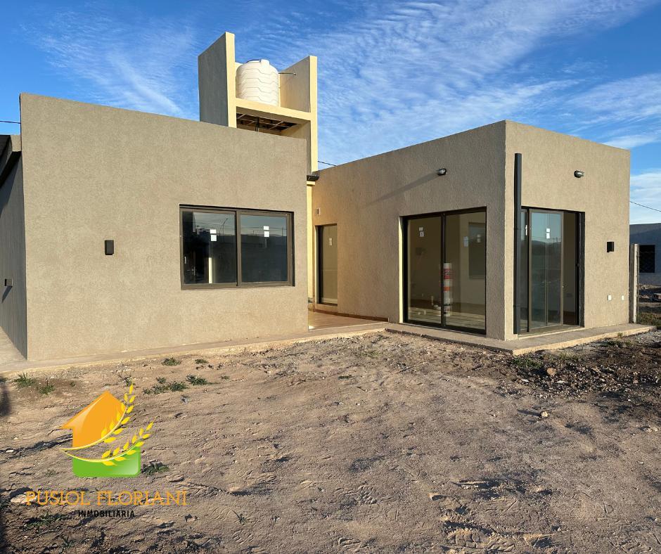 Casa a Estrenar en Villa Juana, Apta Crédito 4