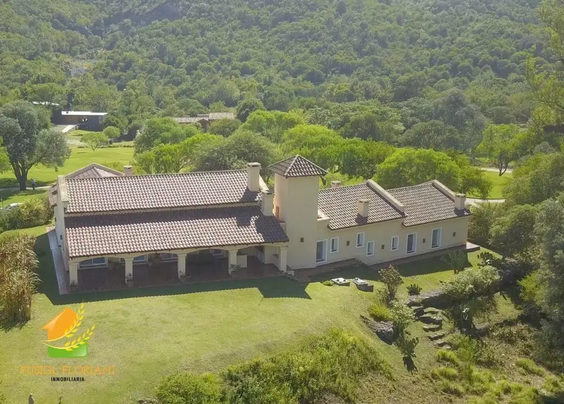 Casa frente al golf en Potrerillo de Larreta 3