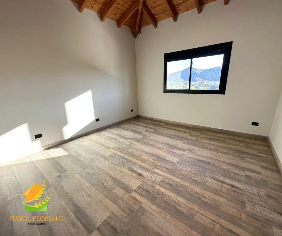 Casa a estrenar en Venta en Potrerillo de Larreta Country Golf Club – Exclusividad, confort y vistas 4
