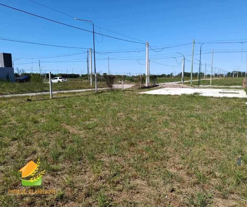 Foto de Terreno en esquina en venta de Villa Juana, imagen 4