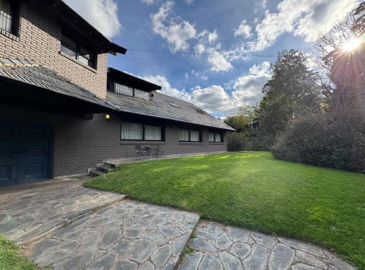 VENTA / CASA / BOSQUE PERALTA RAMOS 2