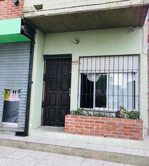 Dpto 2 Amb. Pb. con Cochera. Zona San Carlos. 5