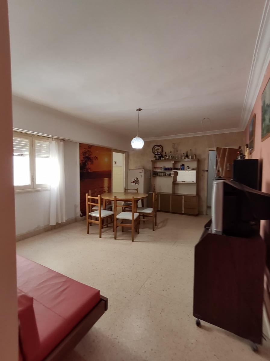 Foto de VARESSE ,Dpto 2 amb. C/ espacio de cochera. Stella Maris., imagen 2