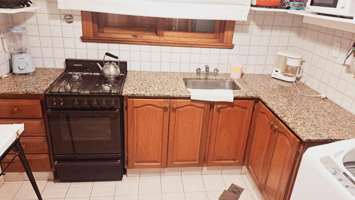Foto de Departamento 3 ambientes con balcón y cochera Punta Mogotes , excelente, imagen 4