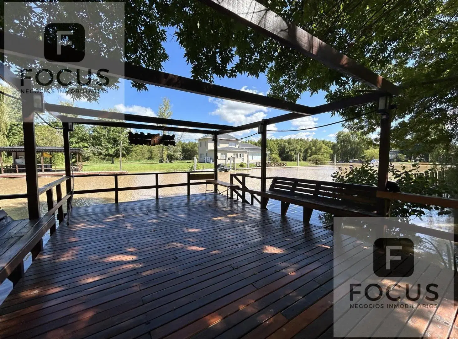Venta Casa 4 Ambientes C/Muelle Isla del Este 5