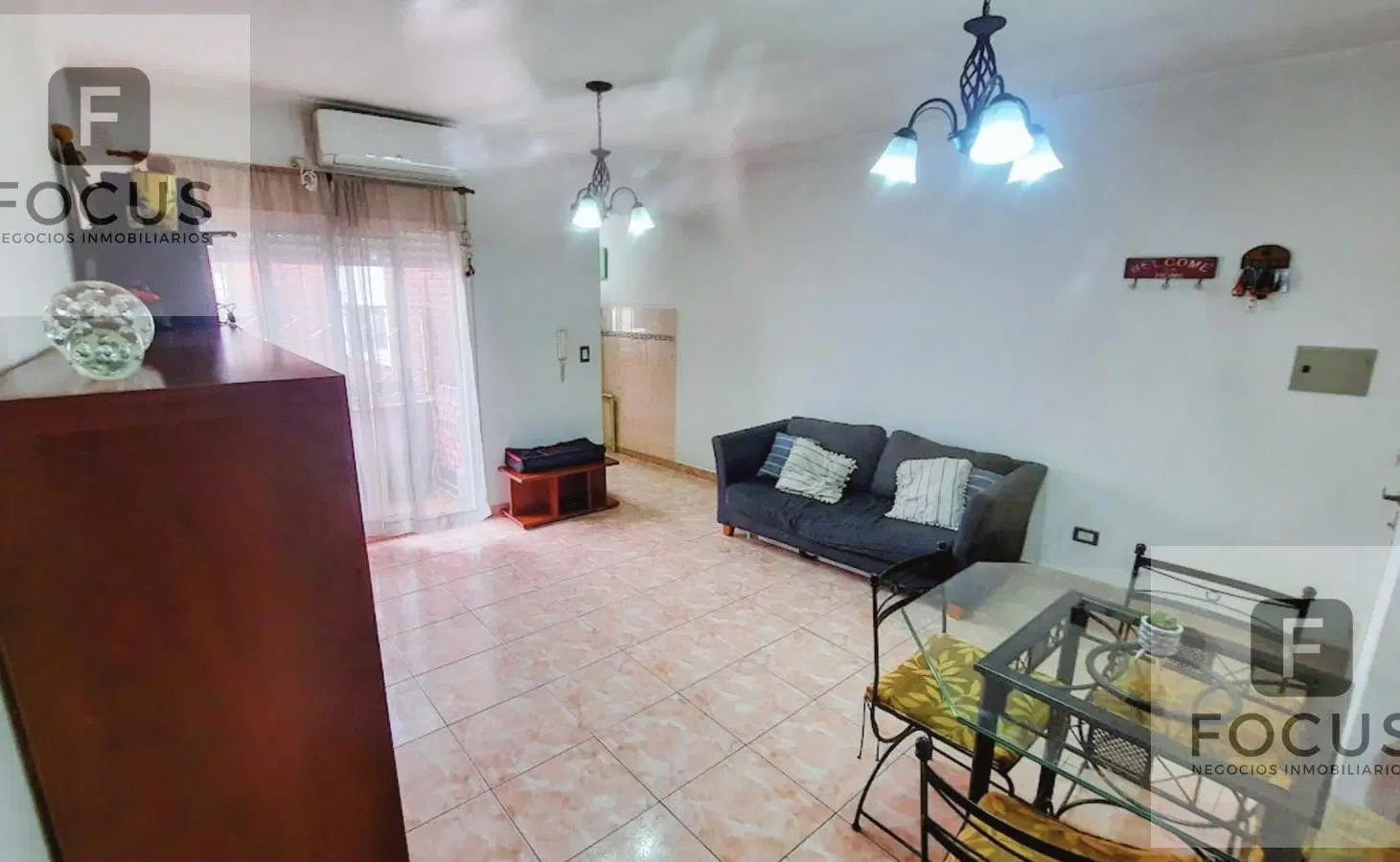 Venta PH 3 ambientes Villa Real, al frente con Patio 3