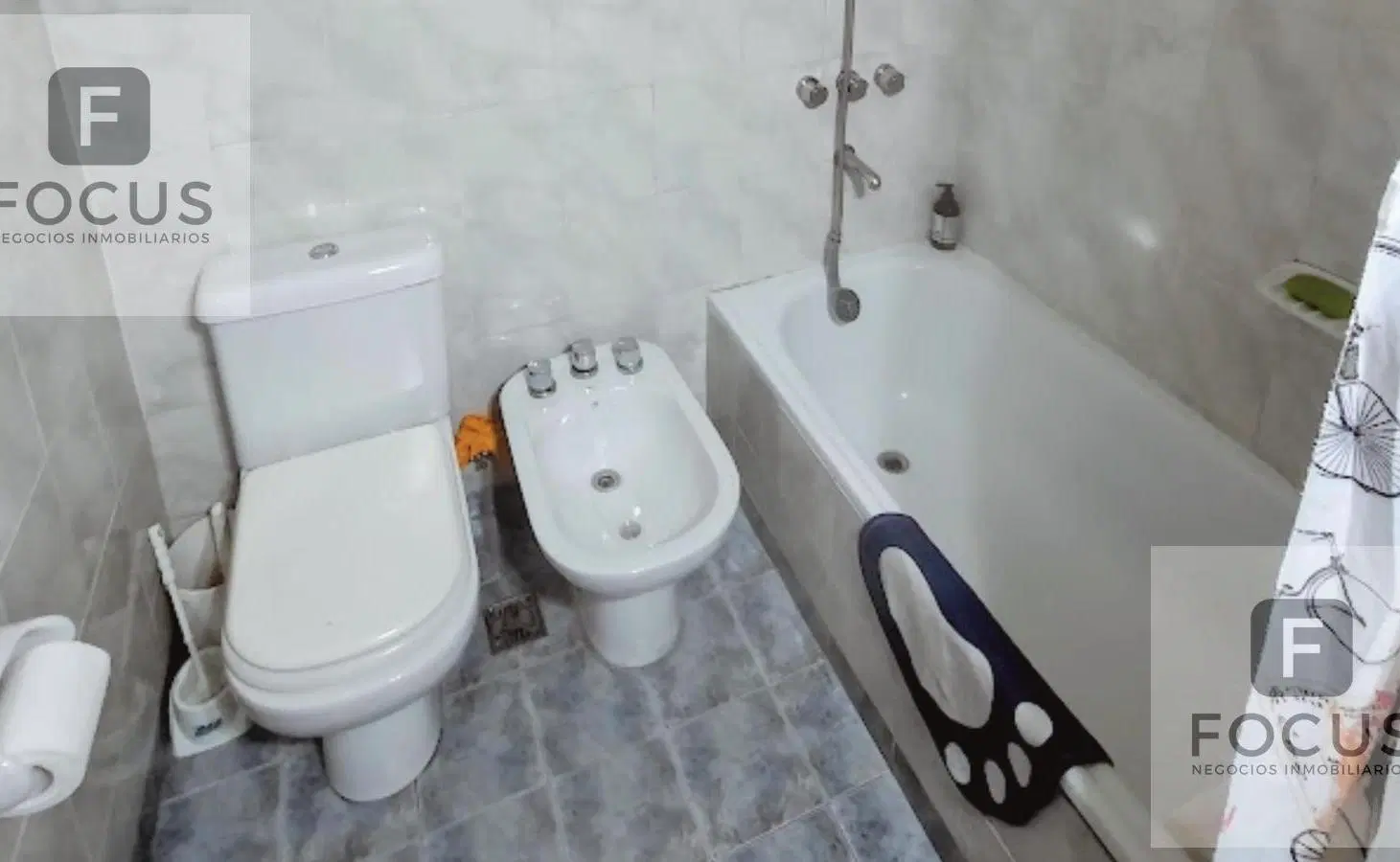 Venta PH 3 ambientes Villa Real, al frente con Patio 4