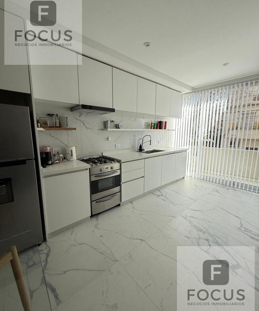 Foto de Departamento 3 Ambientes de categoría al frente con balcón en Villa, imagen 2