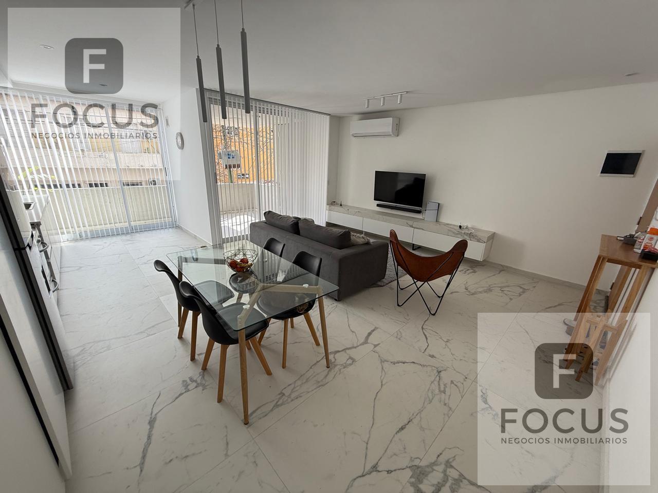 Foto de Departamento 3 Ambientes de categoría al frente con balcón en Villa, imagen 1