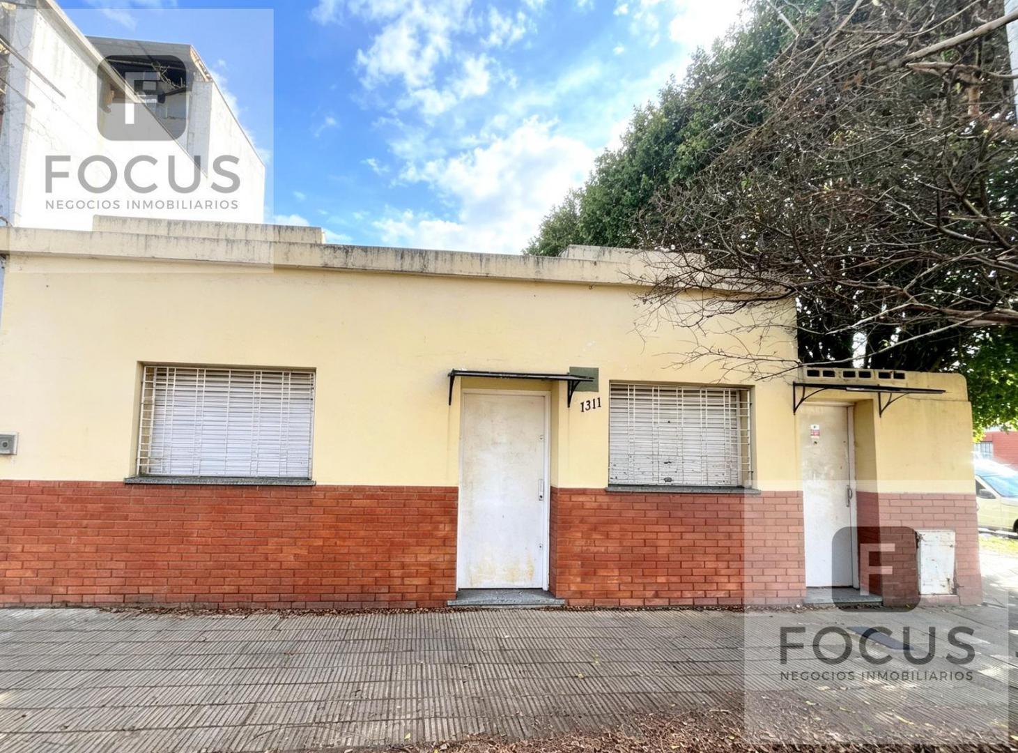 Foto de Venta Casa 4 Ambientes con Patio Caseros APTO CREDITO, imagen 2