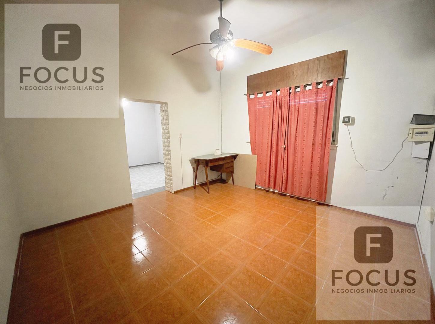 Foto de Venta Casa 4 Ambientes con Patio Caseros APTO CREDITO, imagen 4