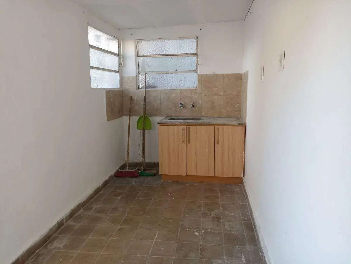 SE ALQUILA CASA 2 DORMTORIOS CON COCHERA EN JARDIN ESPINOSA- SANTA RITA 3