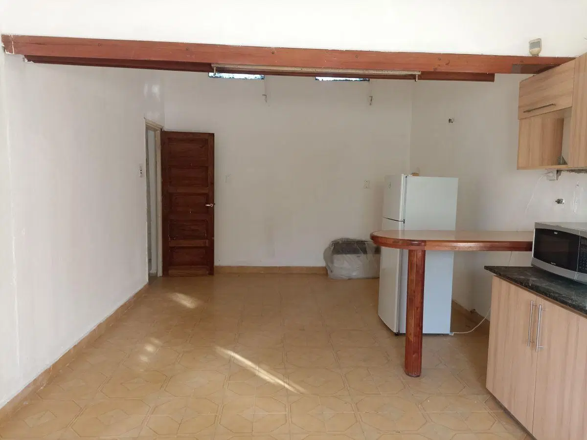 SE ALQUILA CASA 2 DORMTORIOS CON COCHERA EN JARDIN ESPINOSA- SANTA RITA 3
