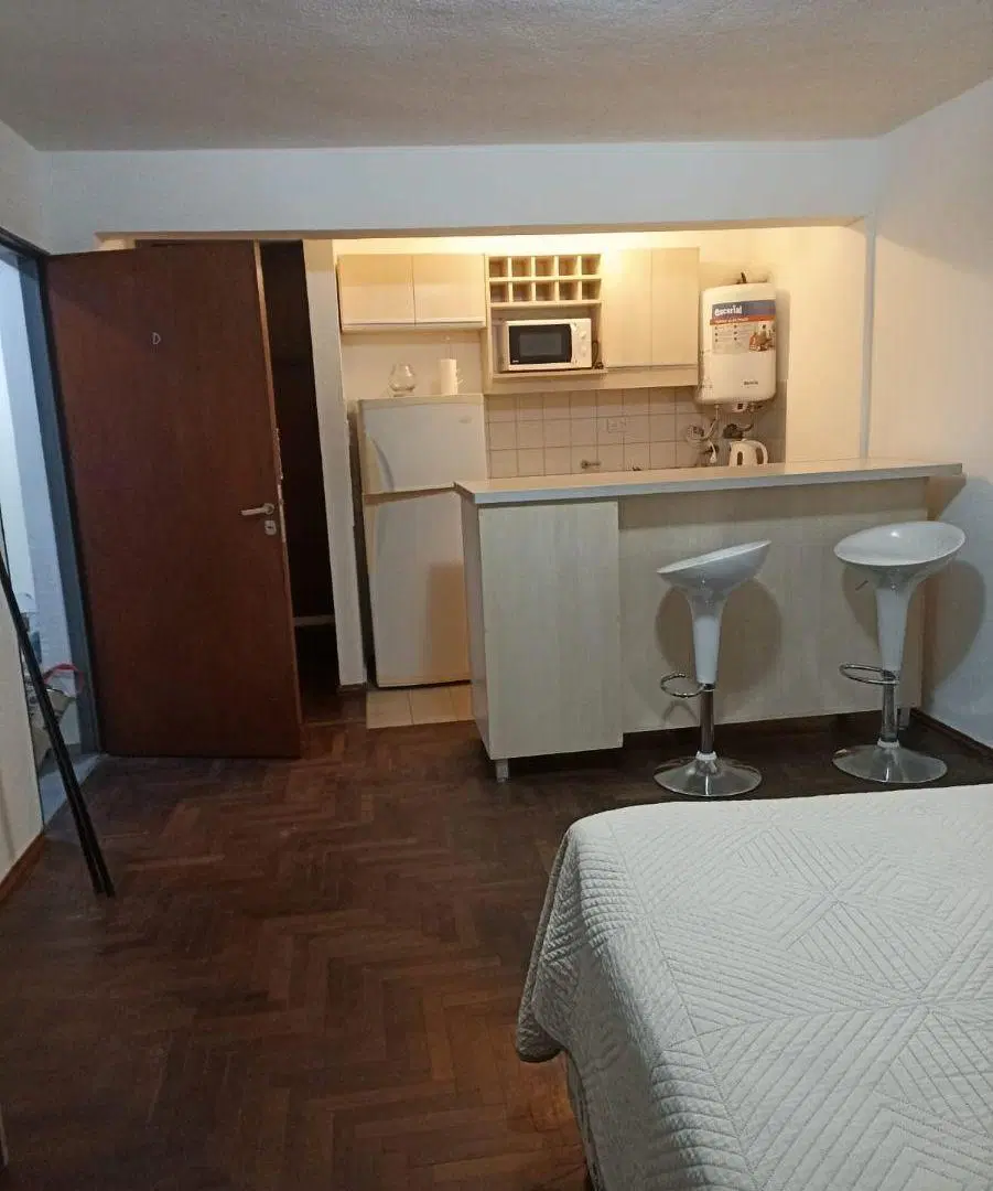 ALQUILER DEPARTAMENRO MONOAMBIENTE AMOBLADO EN CAÑADA Y COLON 1