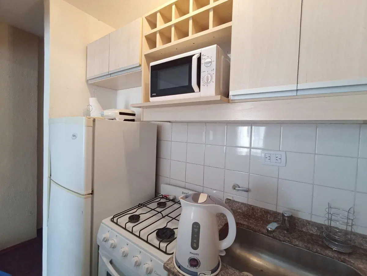 ALQUILER DEPARTAMENRO MONOAMBIENTE AMOBLADO EN CAÑADA Y COLON 3