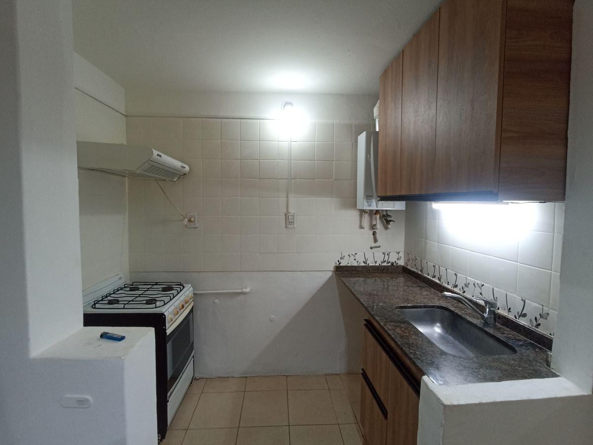 Foto de ALQUILER DEPARTAMENTO 1 DORMITORIO y ESCRITORIO con balcon, imagen 3