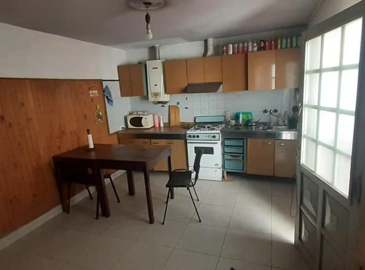 Casa frente a UNC ideal estudiantes oficina 2