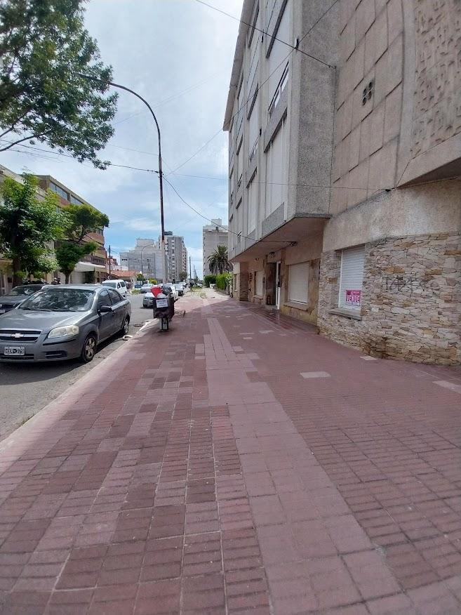 Venta Departamento Miramar Zona Uno 3