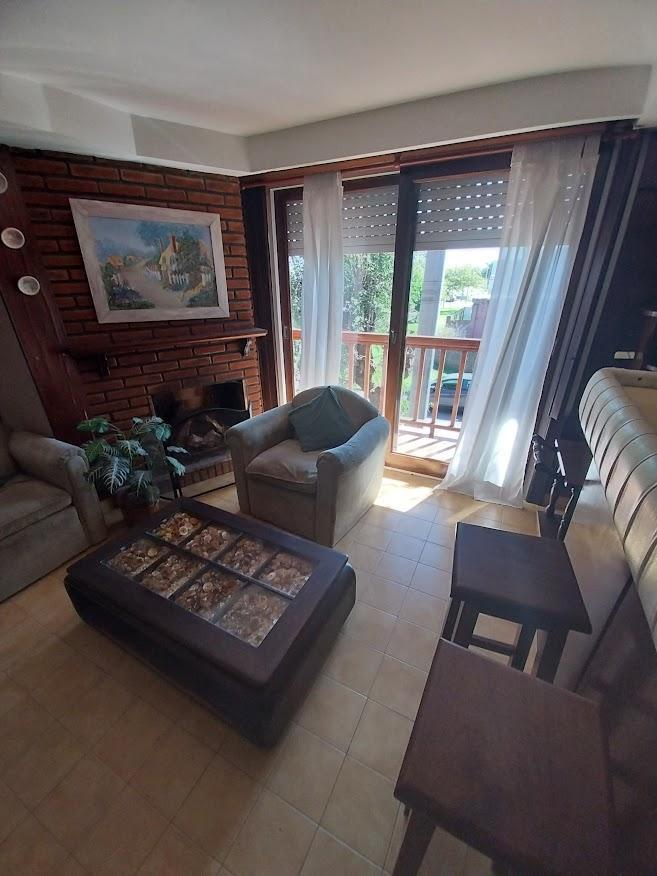 Venta Casa en Zona 4 Miramar 1