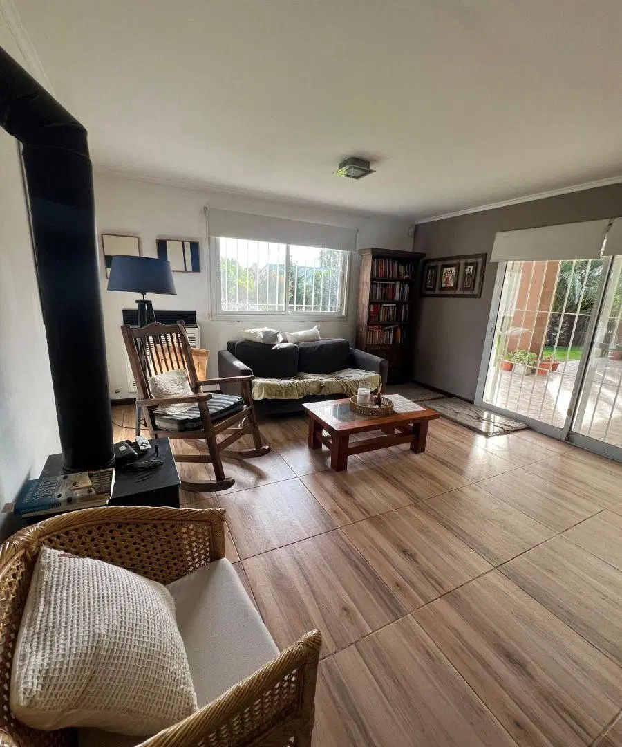 VENTA CASA EN PARQUEMAR MIRAMAR 4 AMBIENTES 1
