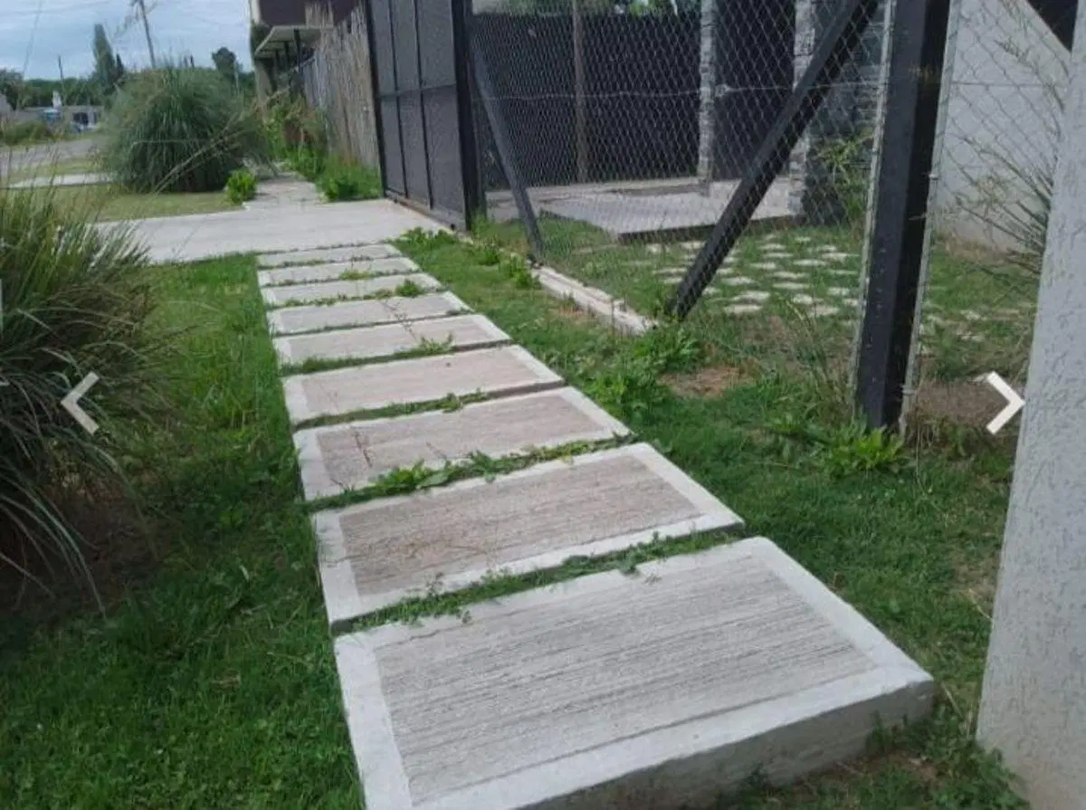 VENTA CASA EN SAN VICENTE A ESTRENAR 2 AMBIENTES 4
