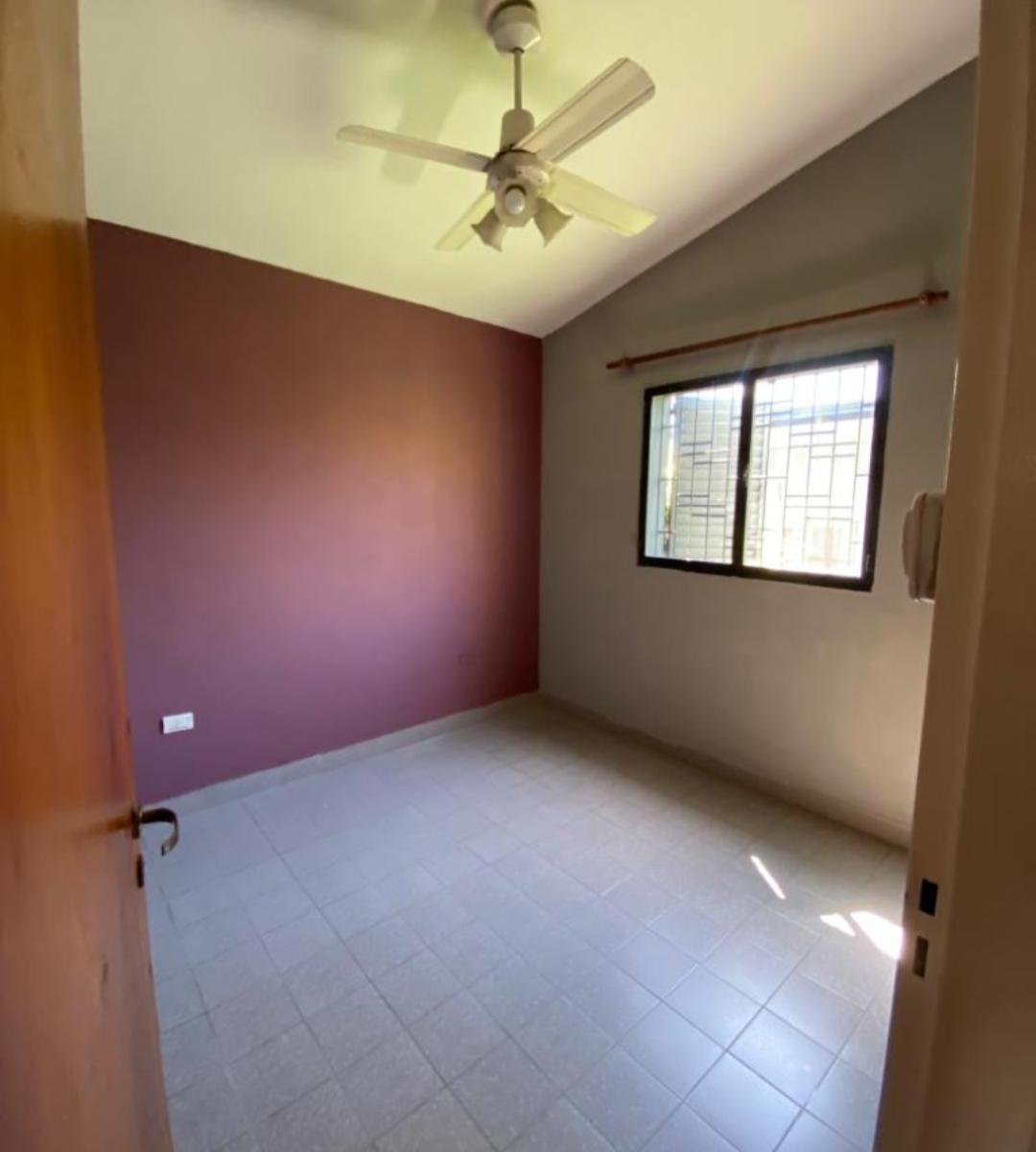 Casa Amplia 3 Dorm. 1