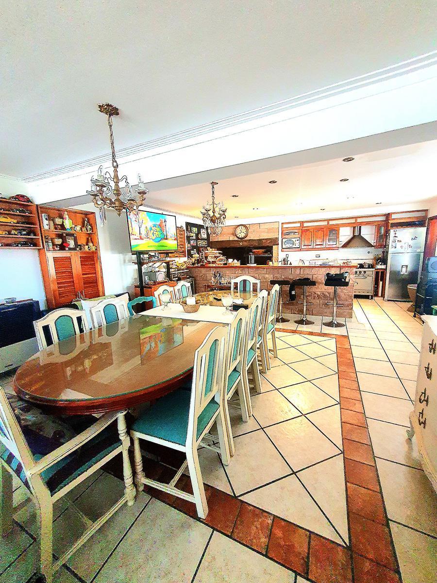 Venta Casa 7 Ambientes Sobre Dos Lotes Zona Punta Mogotes 5