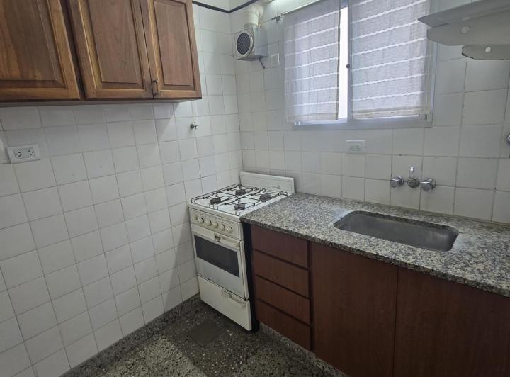 Alquiler 24 meses Departamento 2 ambientes en Zona La Perla 5
