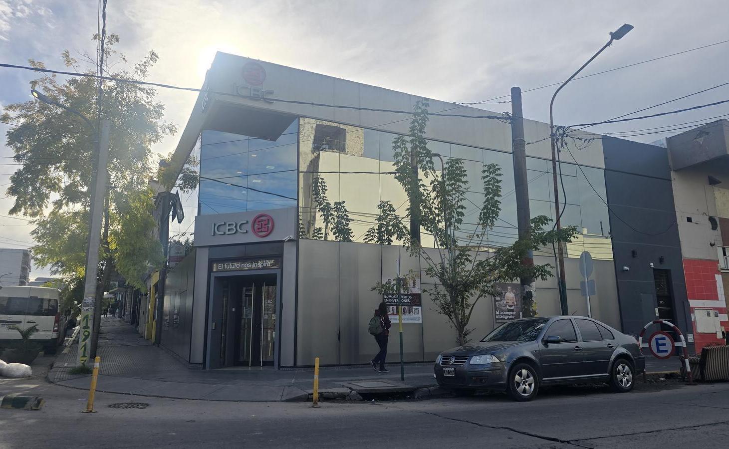 Alquiler 24 meses Oficina Comercial Zona Puerto
