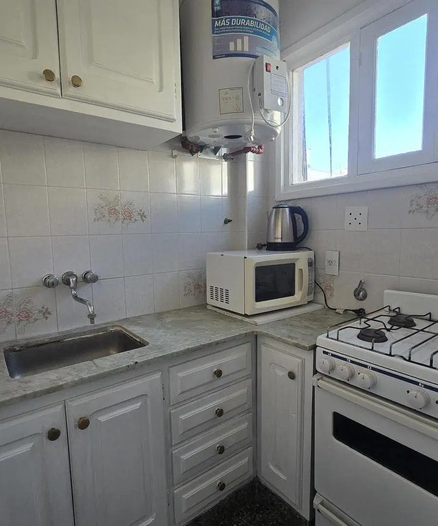 Alquiler 24 meses Departamento Monoambiente c/ cocina sparada Zona Aldrey 5