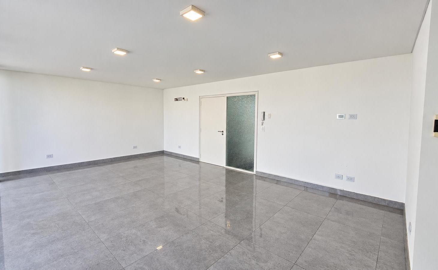 Foto de Alquiler 24 meses Oficina Comercial Zona Puerto, imagen 5
