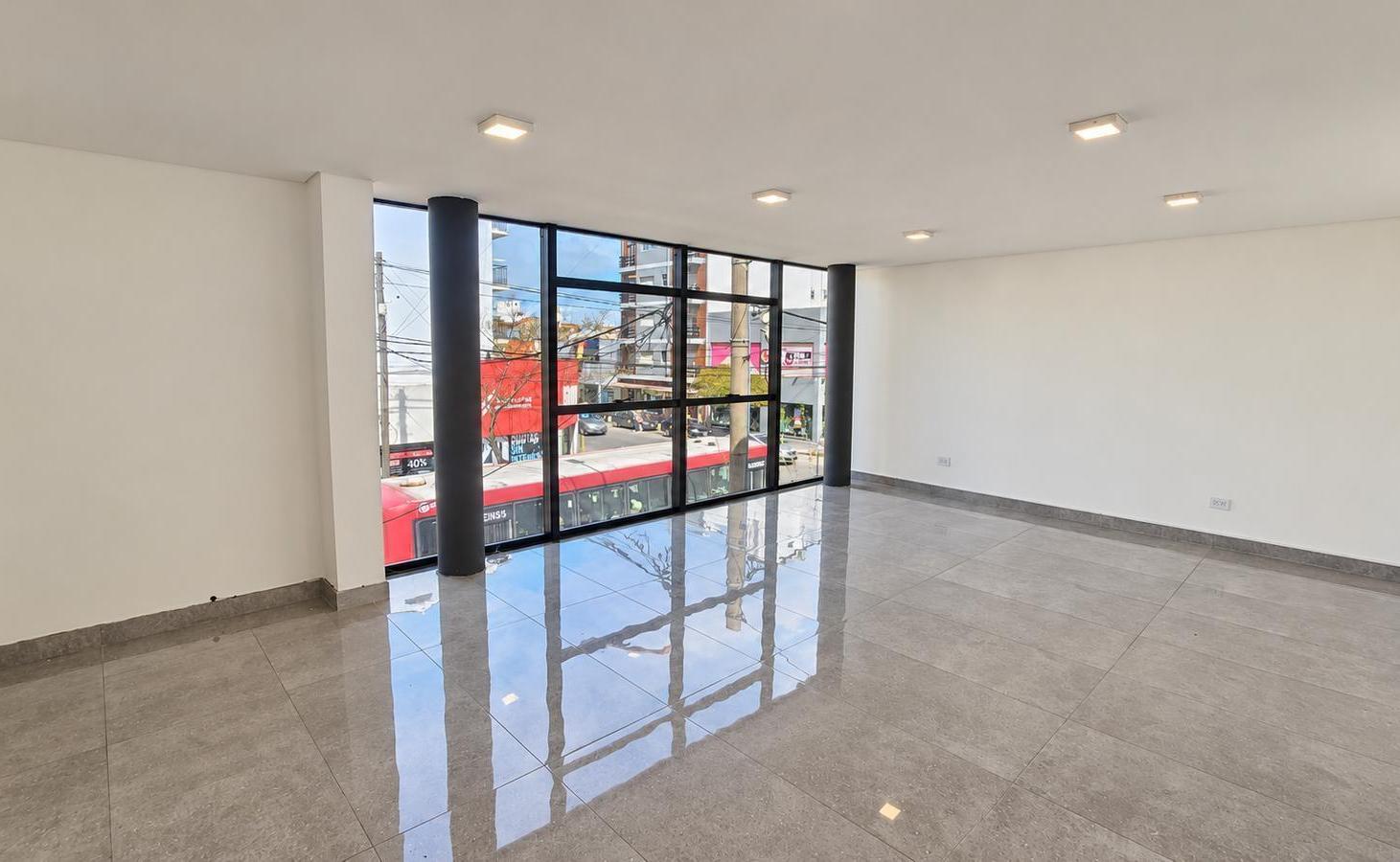 Foto de Alquiler 24 meses Oficina Comercial Zona Puerto, imagen 3