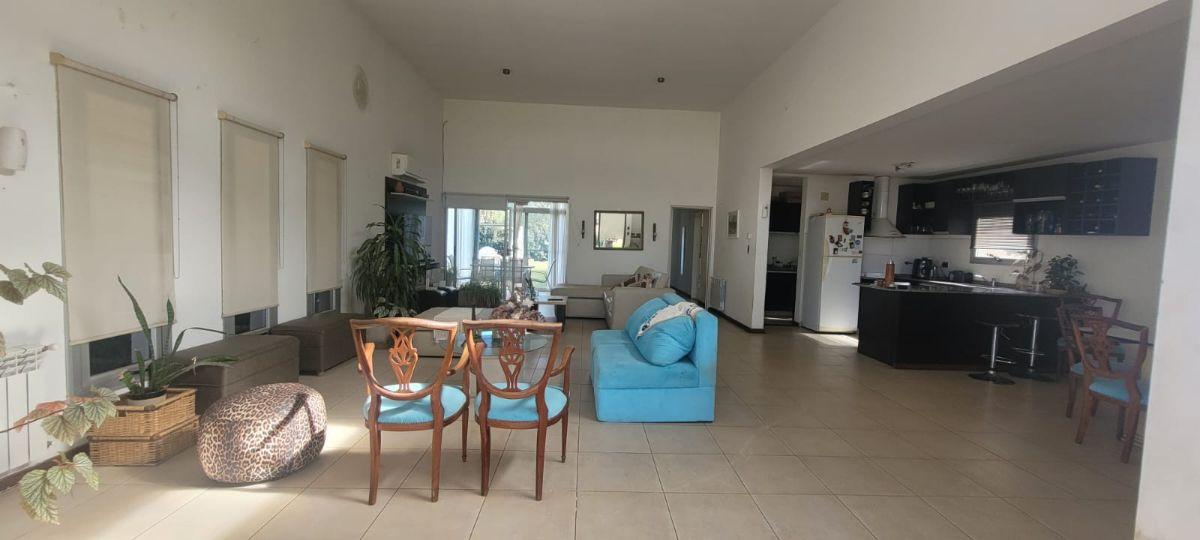 Foto de LA MORADA VENTA CASA UNA PLANTA 3 DORM PILETA QUINCHO, imagen 1