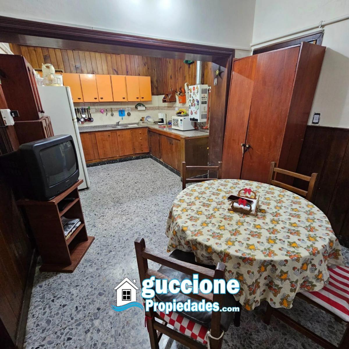 Clasico Chalet 4 Ambientes + Departamento 2 Ambientes 3