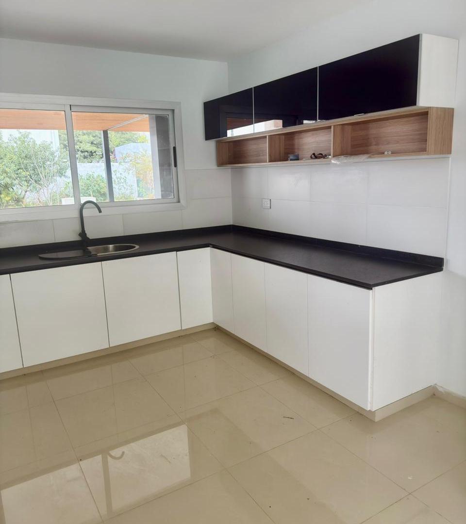 Foto de ALTOS DE MANANTIALES - DUPLEX EN VENTA, imagen 1