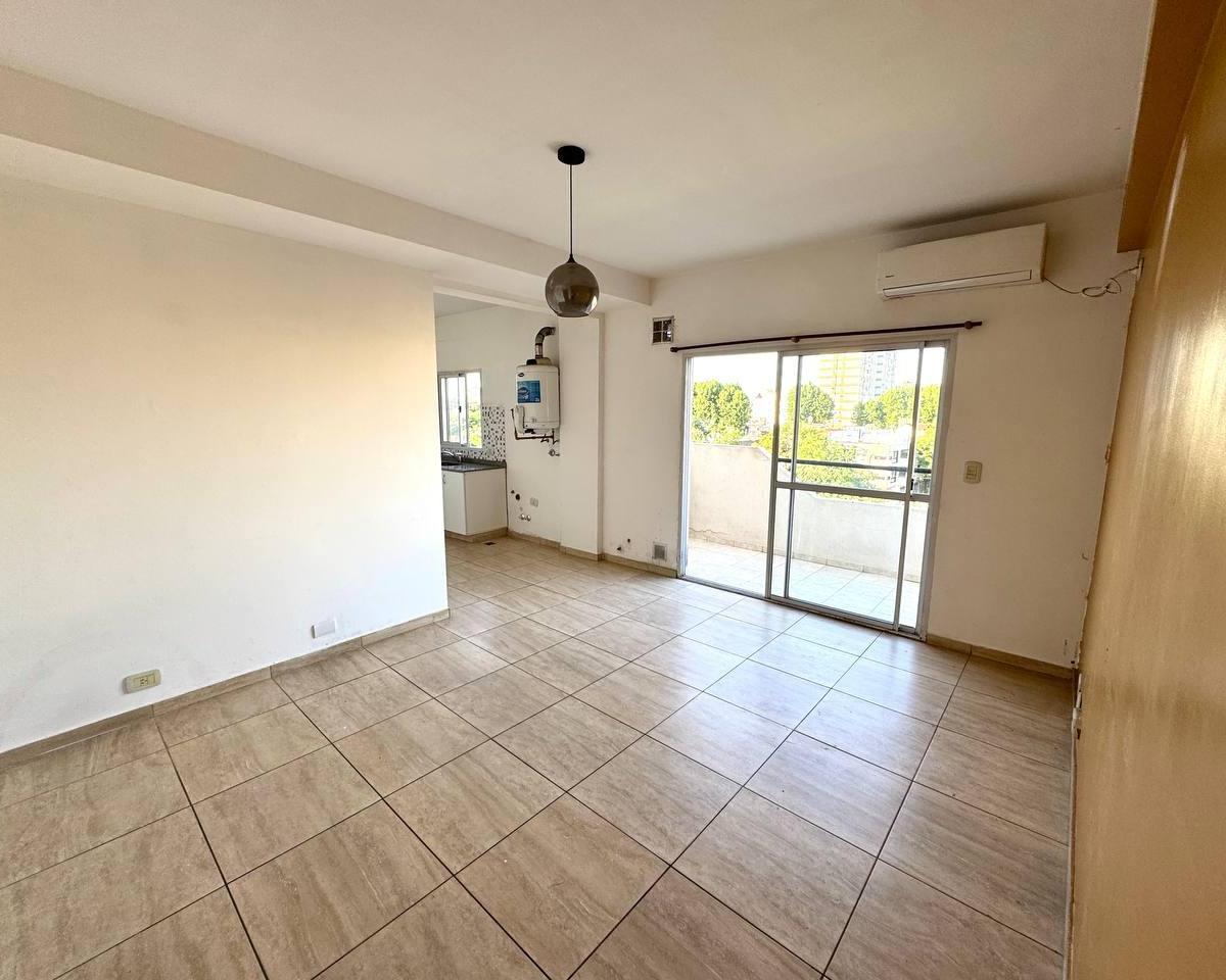 Ideal Inversor! Excelente Departamento 3 Ambientes con Balcón Al Frente Vista Abierta! 1