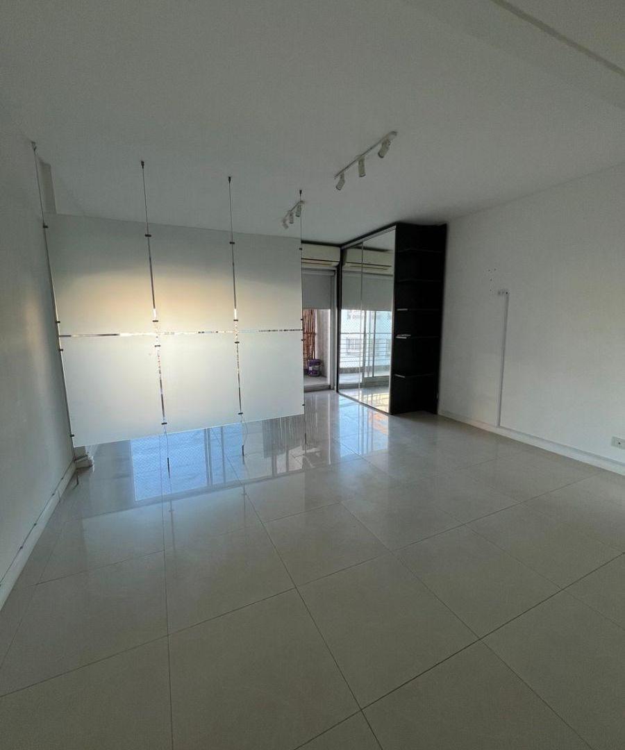 Foto de DEPARTAMENTO MONOAMBIENTE CON BALCON EXCELENTE UBICACIÓN!!, imagen 1