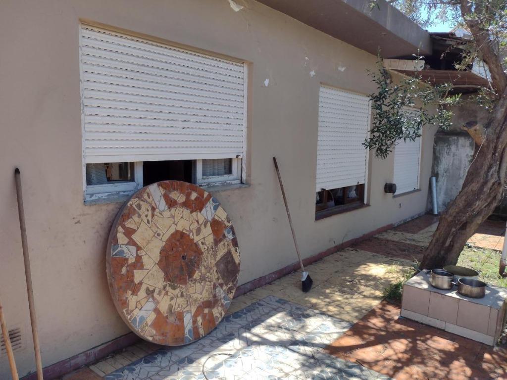 Venta Casa con Parque en Oportunidad 4