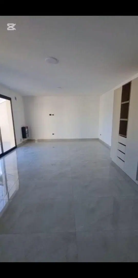 Venta oportunidad!!!PH amplio a estrenar al frente!!!En complejo sin expensas 5