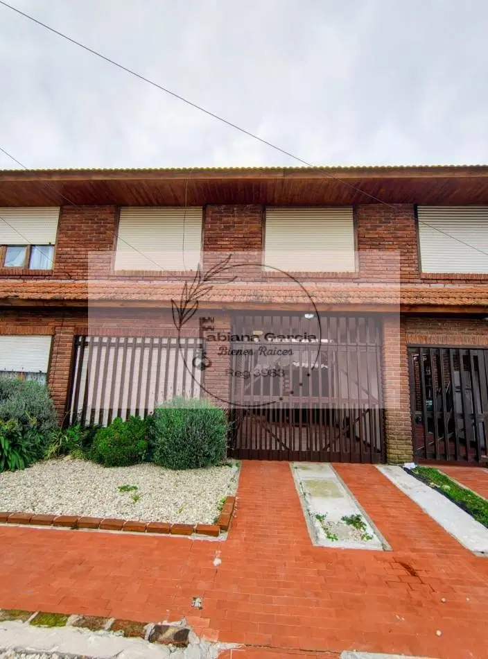 VENTA!!! Duplex 3 Ambientes en Faro Norte | A Metros de la Playa | Cochera, Patio y Parrilla 2
